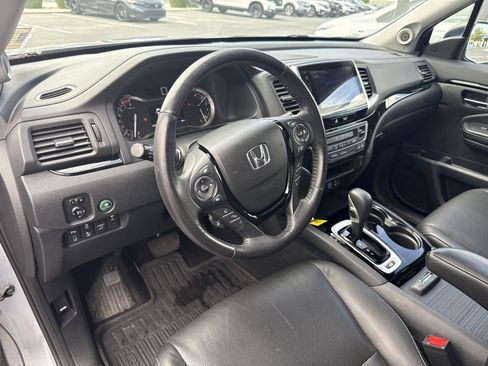 Used 2017 Honda Ridgeline RTL-E image 9