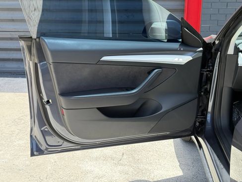 Used 2023 Tesla Model 3 Standard Range RWD image 17