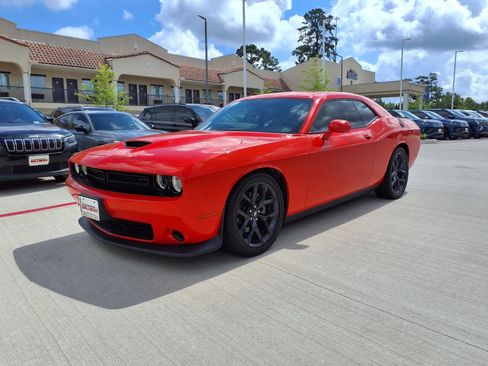 Used 2023 Dodge Challenger GT w/ Blacktop Package RWD image 7