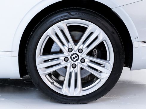 Certified 2022 Bentley Continental GT image 45