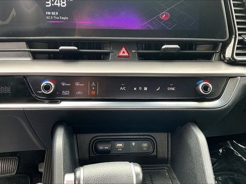 Certified 2023 Kia Sportage EX AWD/4WD image 15