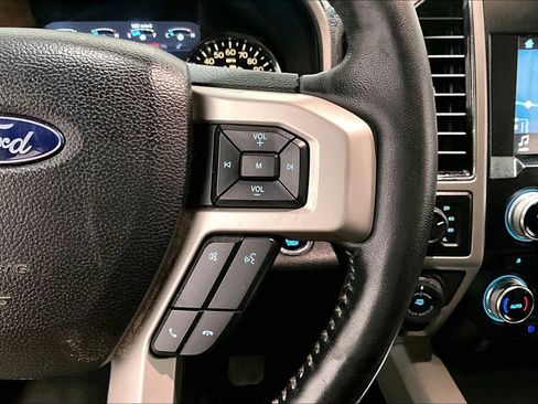 Used 2018 Ford F150 Lariat w/ Equipment Group 502A Luxury image 13