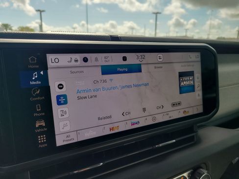 New 2026 Jeep Gladiator Willys AWD/4WD image 16