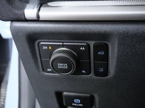 Certified 2025 Ford Expedition Active AWD/4WD image 25