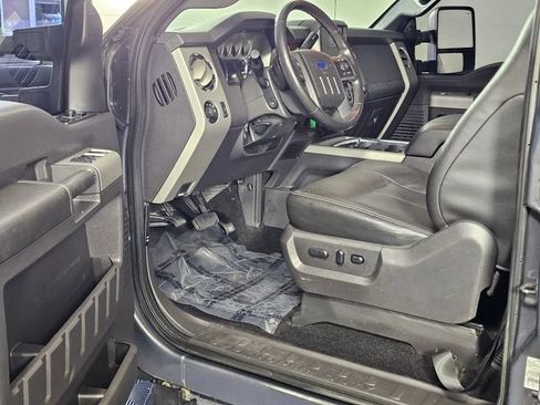 Used 2015 Ford F250 Lariat w/ Lariat Ultimate Package AWD/4WD image 22