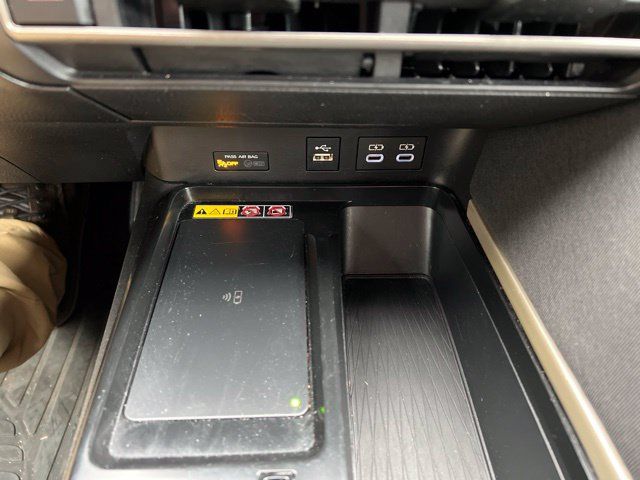 Used 2026 Toyota Camry LE FWD image 17