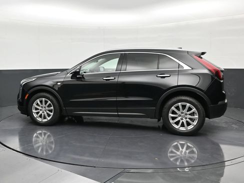 Certified 2023 Cadillac XT4 Luxury FWD image 2
