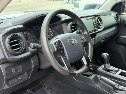 Used 2020 Toyota Tacoma SR RWD image 12