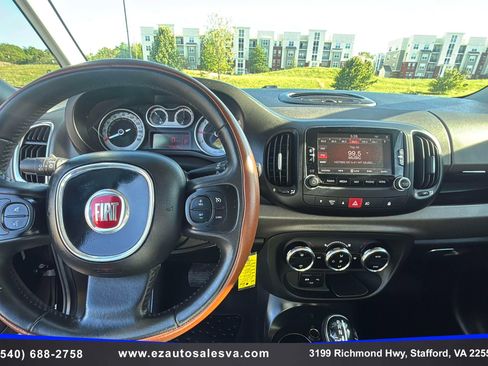 Used 2014 FIAT 500L Trekking w/ Popular Equipment Group image 21