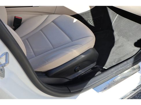 Used 2015 Mercedes-Benz C 300 4MATIC Sedan image 14