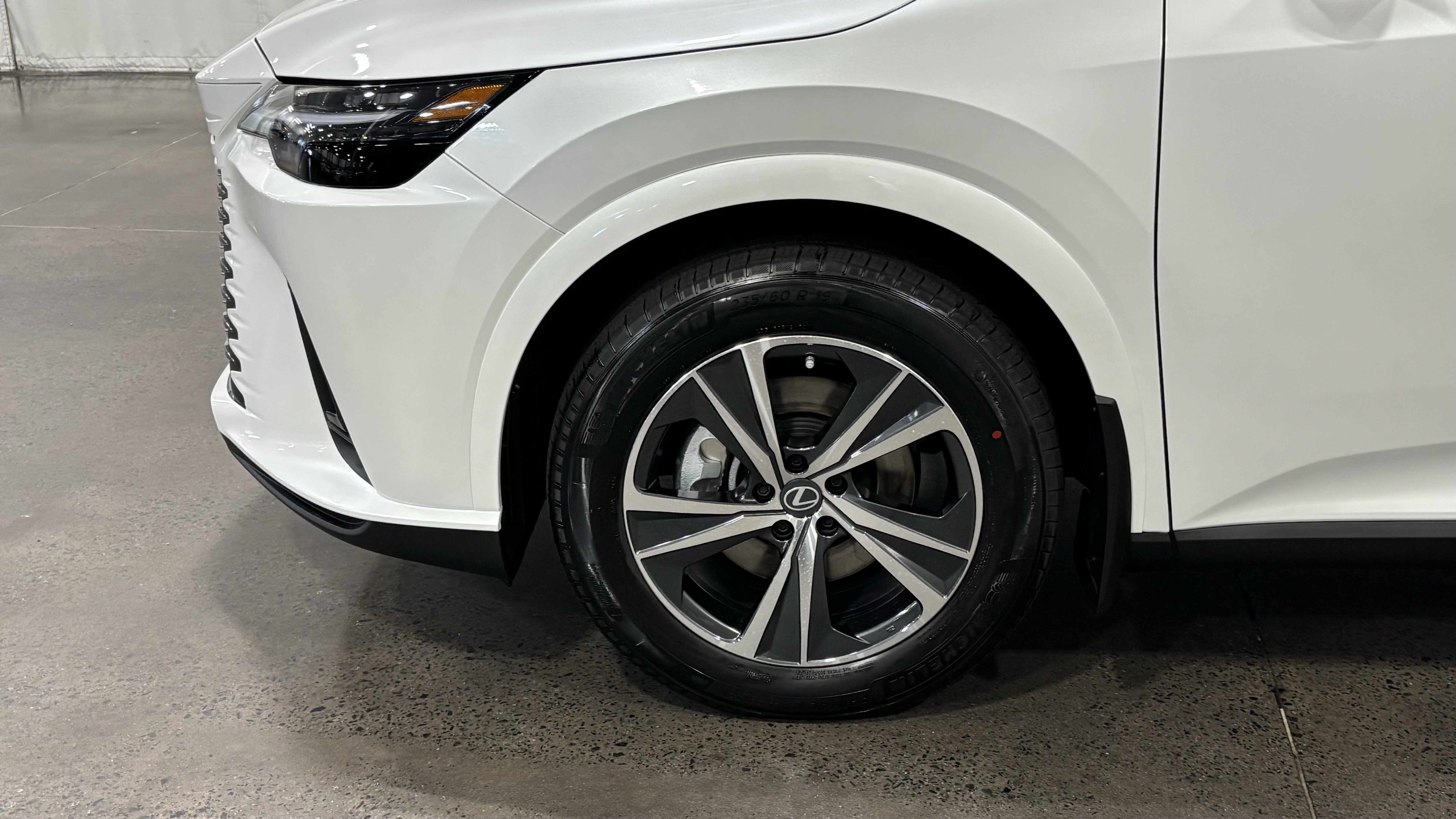 New 2026 Lexus RX 350h w/ Convenience Package AWD/4WD image 8