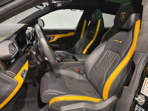 Used 2024 Lamborghini Urus S image 18