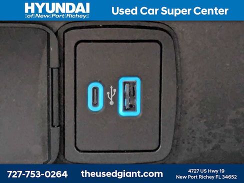 Used 2022 Ford Bronco Outer Banks AWD/4WD image 28