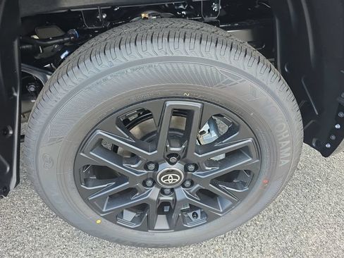 New 2026 Toyota Tundra Limited AWD/4WD image 7