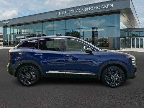 Used 2026 Nissan Kicks SR w/ SR Premium Package AWD/4WD image 7