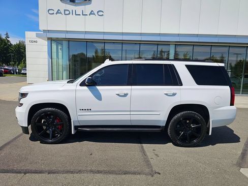Used 2018 Chevrolet Tahoe Premier AWD/4WD image 2