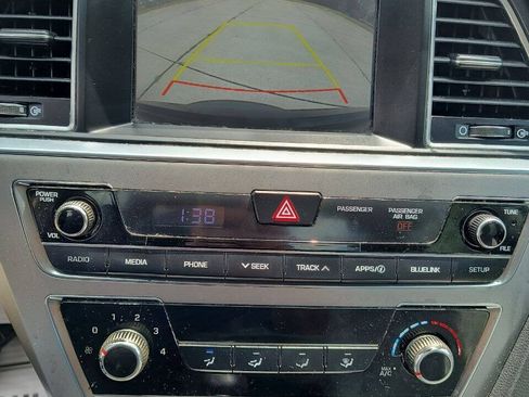 Used 2016 Hyundai Sonata SE FWD image 6