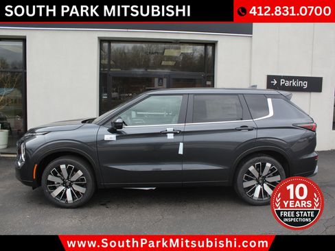 New 2025 Mitsubishi Outlander SE image 1