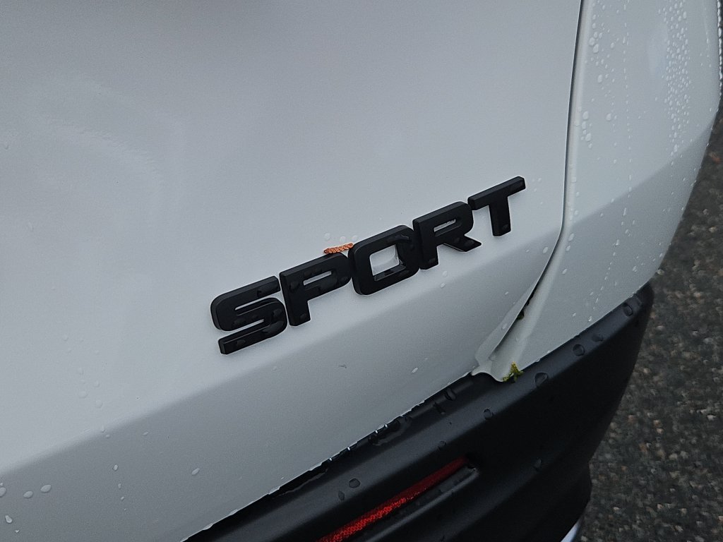 Used 2025 Honda HR-V Sport image 12