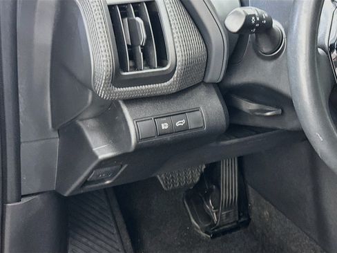 Used 2023 Subaru Solterra AWD image 17