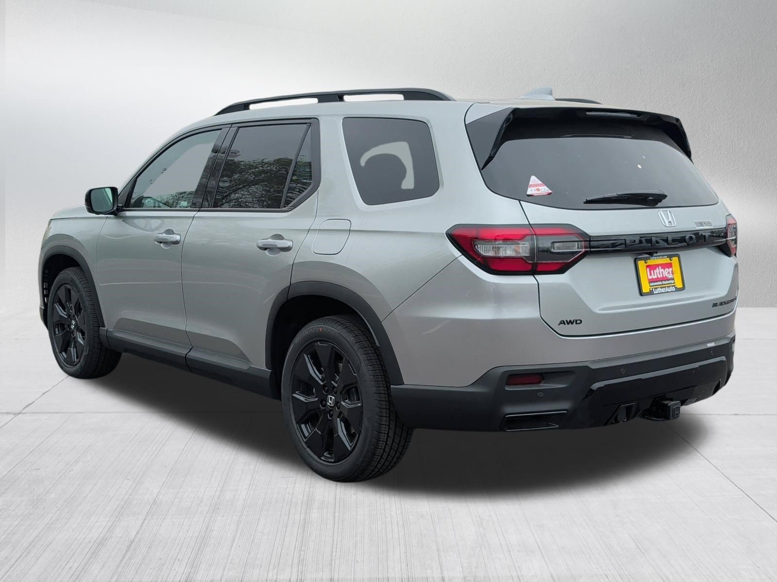 New 2026 Honda Pilot Black Edition image 5