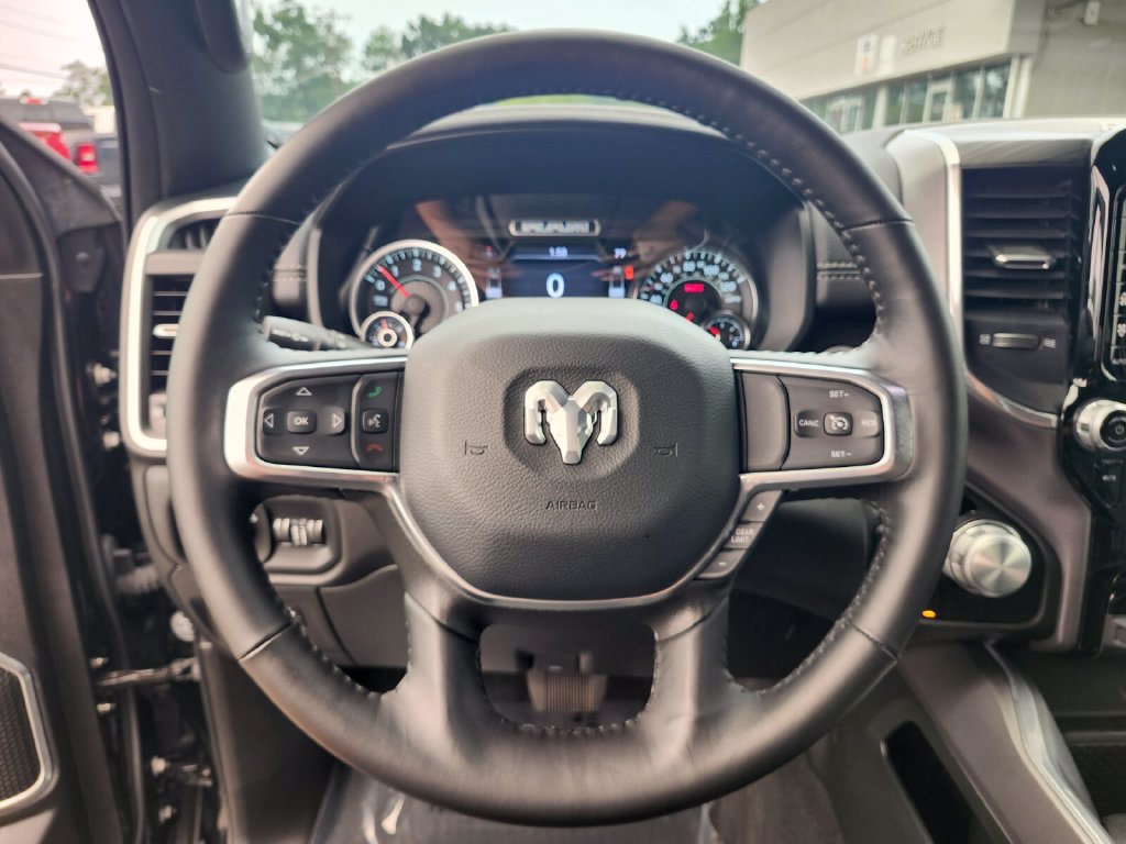 Used 2023 RAM 1500 Laramie AWD/4WD image 27