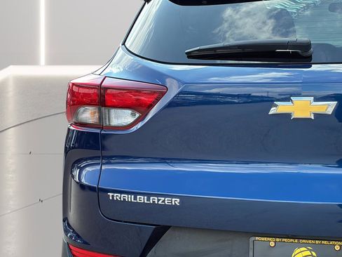 Used 2023 Chevrolet TrailBlazer LT image 29