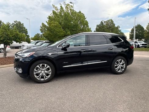 Used 2019 Buick Enclave Avenir w/ Avenir Technology Package AWD/4WD image 2