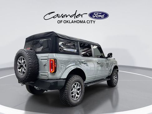 Used 2022 Ford Bronco Outer Banks image 8