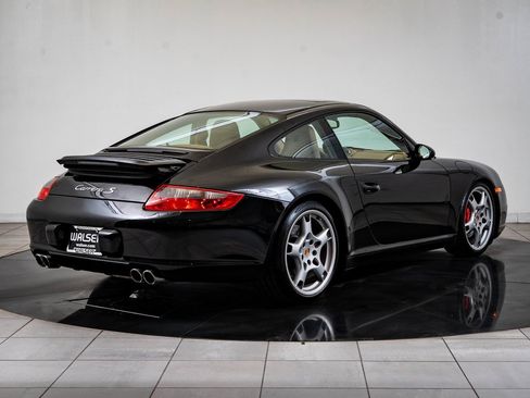 Used 2007 Porsche 911 Carrera S image 8