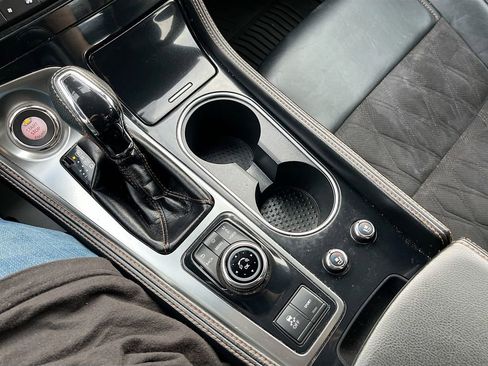 Used 2021 Nissan Maxima SR w/ Sport Mat Group FWD image 17