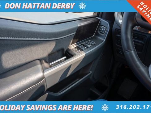 Used 2022 Ford F150 Lariat w/ Trailer Tow Package image 19