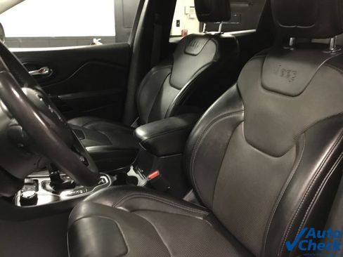 Used 2023 Jeep Cherokee Altitude Lux w/ Lux Elite Package AWD/4WD image 25