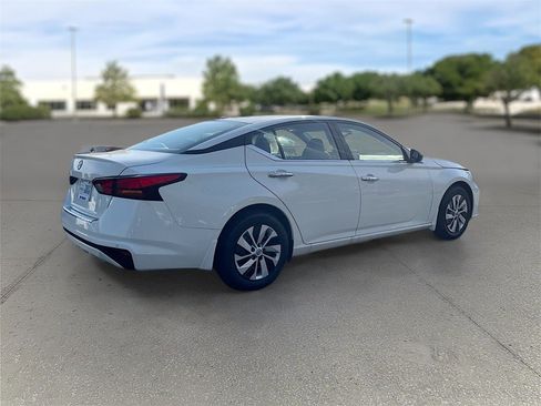 New 2025 Nissan Altima 2.5 S image 7