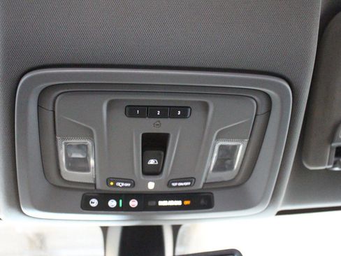 Used 2020 GMC Sierra 1500 SLT w/ SLT Convenience Package image 27