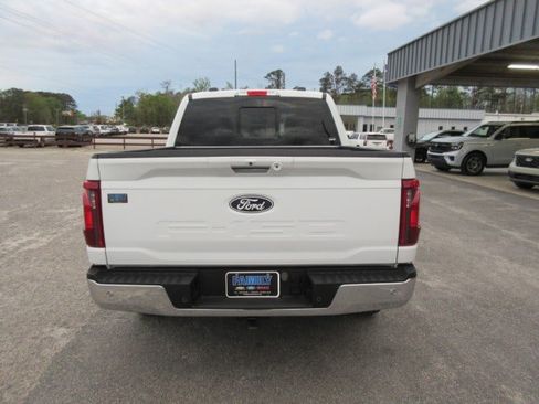 Used 2024 Ford F150 XLT w/ Equipment Group 303A High RWD image 4