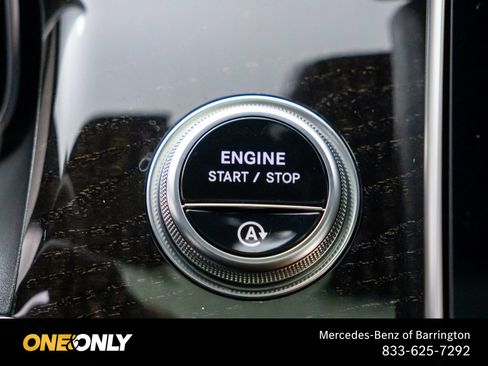 Used 2025 Mercedes-Benz GLC 300 4MATIC image 27