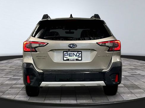 Used 2020 Subaru Outback Limited AWD/4WD image 5