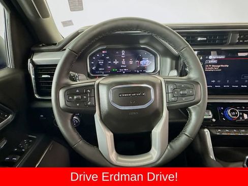 Used 2026 GMC Sierra 1500 Denali w/ Denali Reserve Package AWD/4WD image 11