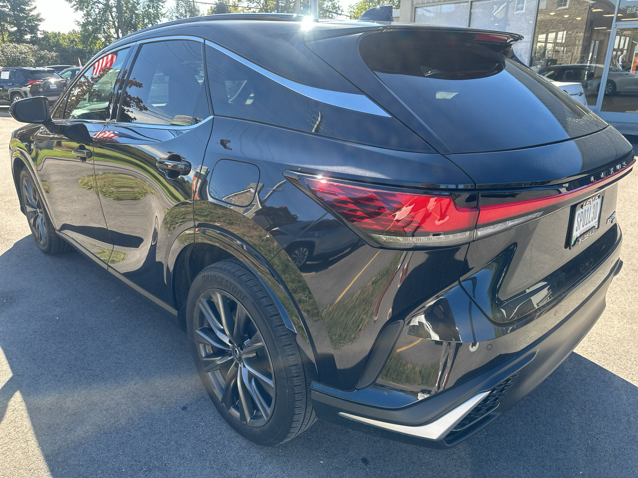 Used 2023 Lexus RX 350 F Sport w/ Cold Area Package AWD/4WD image 3