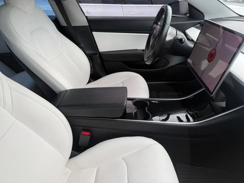 Used 2019 Tesla Model 3 Long Range RWD image 30
