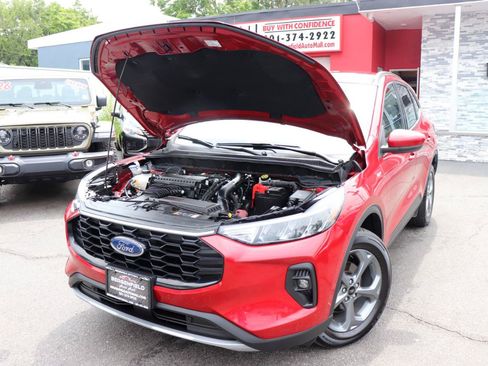 Used 2025 Ford Escape ST-Line Select AWD/4WD image 48