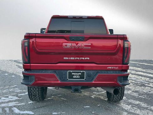 Used 2024 GMC Sierra 2500 AT4 w/ AT4 Premium Plus Package image 4