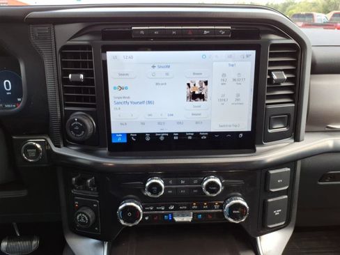 Used 2024 Ford F150 Platinum w/ Equipment Group 702A High image 19