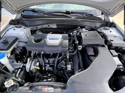 Used 2019 Kia Optima EX image 30