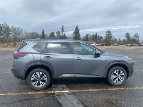 Used 2023 Nissan Rogue SV AWD/4WD image 6