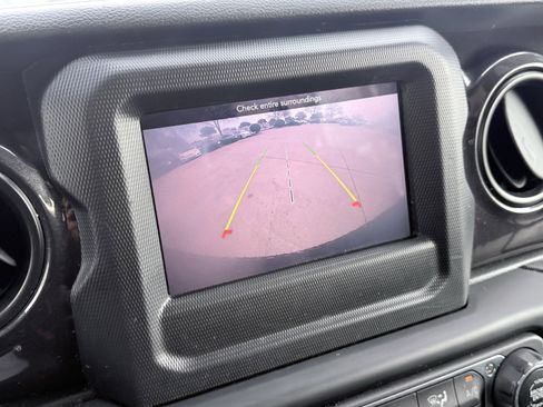 Used 2021 Jeep Wrangler Unlimited Sport image 72