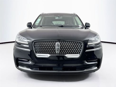 Used 2022 Lincoln Aviator Reserve AWD/4WD image 9