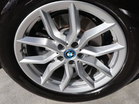 Used 2023 BMW X5 xDrive45e w/ Executive Package AWD/4WD image 51