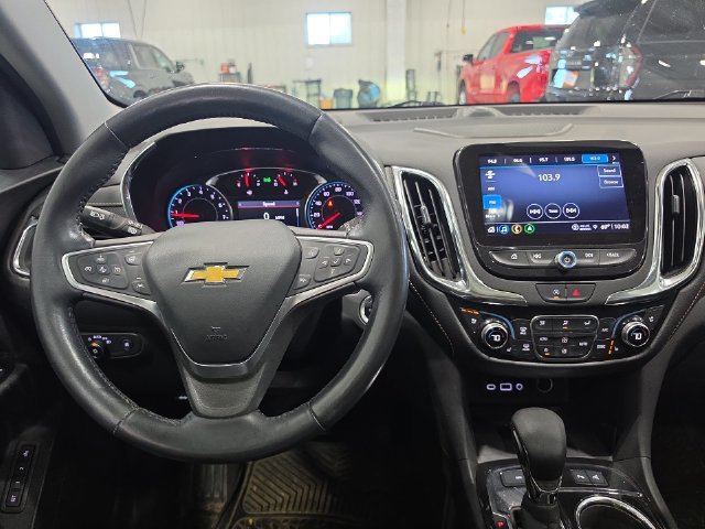 Used 2022 Chevrolet Equinox Premier AWD/4WD image 5